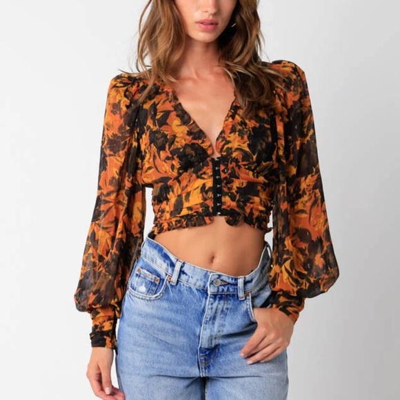 Bailey Top - Picture 1 of 5